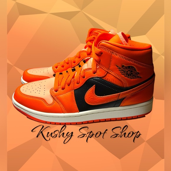 NIKE βοΈ WMNS AIR JORDANβΉπΎ 1 MID SE CRIMSON BLISS/RUSH ORANGEππ¦βπ₯π₯ US W 10 - Picture 2 of 5